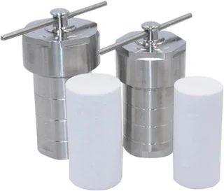 Hydrothermisch synthesevat