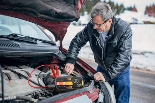 AutoXtreme Boost Pro 8250A 12V Jumpstarter
