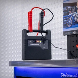 De Datona® Jumpstarter 12V Starthulp in één oogopslag