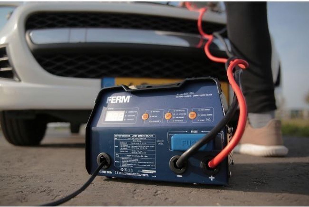 FERM BCM1020 Acculader en Jumpstarter 6V/12V