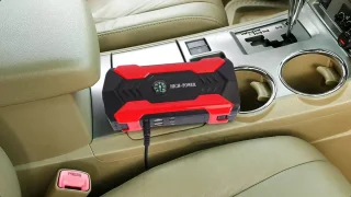 Jump Starter 28000mAh 12V 800A LED Display