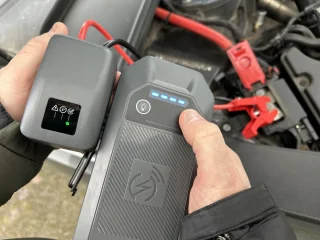 Schumacher Electric SBX 504 Compact Startbooster Lithium 12V