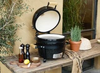 909 Outdoor Kamado BBQ