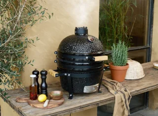 909 Outdoor Kamado BBQ