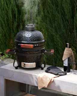BELIANI KAMADO Mini houtskoolgrill