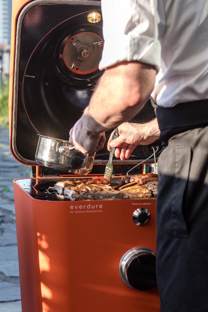 Everdure 4K Houtskoolbarbecue Oranje