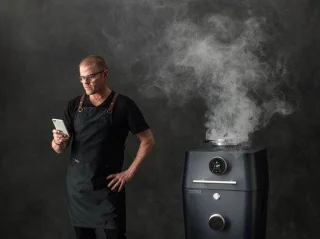 Everdure 4K Houtskoolbarbecue Rood
