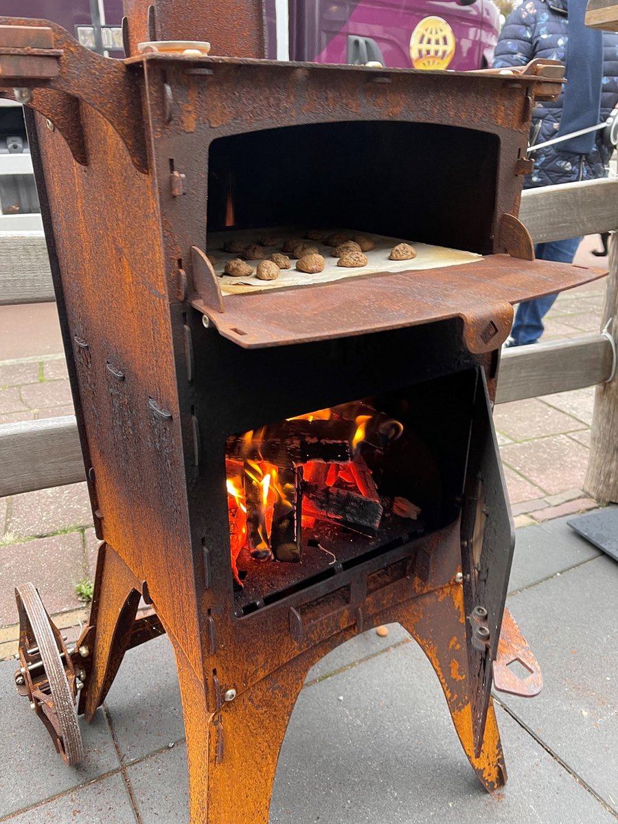 Fikki Outdoor Pizza Oven