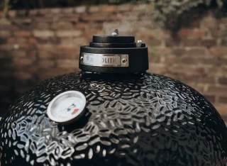 Monolith Classic Basic Kamado 46 cm Zwart met Onderstel