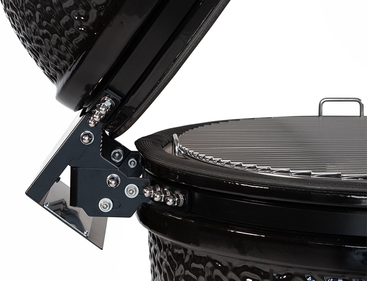 The Bastard Large Solo 2021 Kamado Barbecue