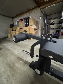 Xtreme Fitness Leg Extension & Leg Curl Bench verstelbare fitnessbank