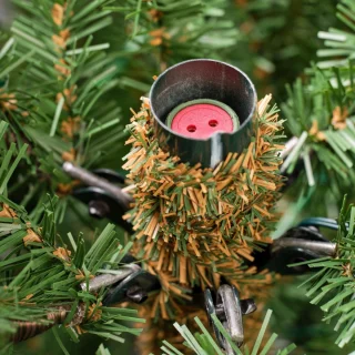 Everlands Norway spruce - kunstkerstboom met verlichting groen 2,4m x 1,7m
