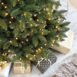 FairyTrees Kunstkerstboom Kerstboom 220 cm – Besneeuwde Den met Houten Standaard – Realistische Kunstboom – Gemaakt in de EU