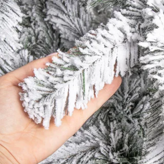 Springos Kunstkerstboom | Snowy Pine Op Stam | 160 cm | Zonder Verlichting