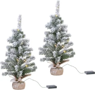 Everlands verlichte mini kerstboom - 2x stuks - groen/wit - 90cm - nepsneeuw - in jute zak - kunstboom/kunstkomen - kerstdecoratie - kerstversiering