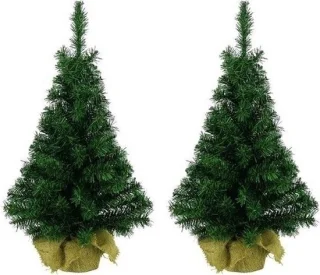 2x Groene kunstkerstbomen 90 cm met jute zak