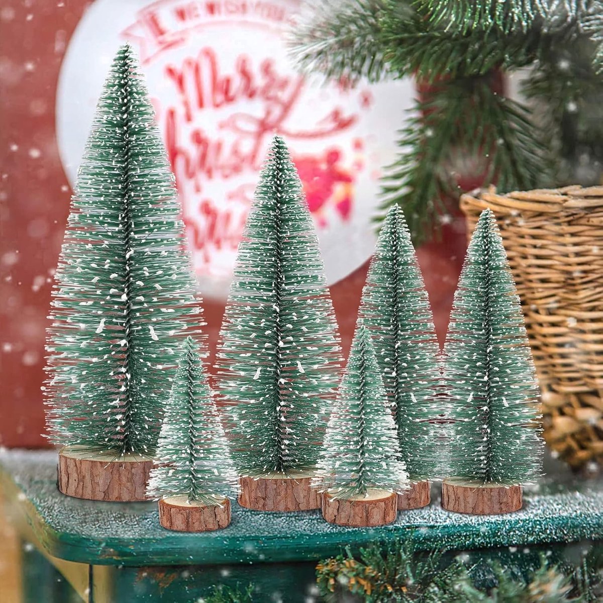 9x Mini groene kunstkerstboom 10/16/20 cm met houten sokkel