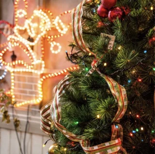AG Kunstkerstboom 210 cm