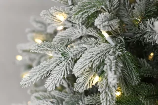 Andorra Flocked kunstkerstboom 213 cm groen