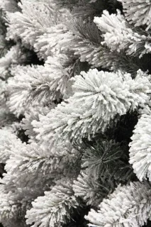 Black Box Medford kunstkerstboom 155 cm besneeuwd groen