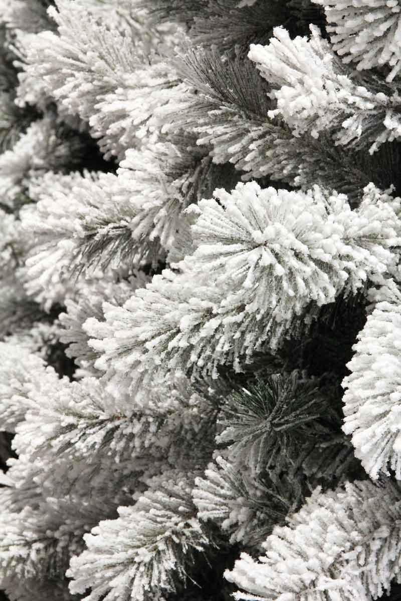 Black Box Medford Kunstkerstboom 185 cm Besneeuwd Groen