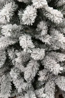 Black Box Trees Medford Kunstkerstboom 230 cm Groen