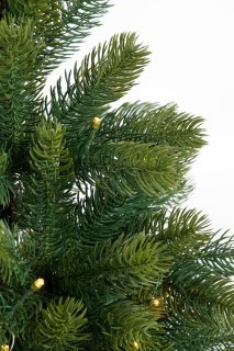 Wat vinden we goed aan de Black Box Trees Nagoya Set - 2 Kerstbomen en 1 Kerstkrans