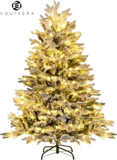 Equivera kerstboom met verlichting en sneeuw