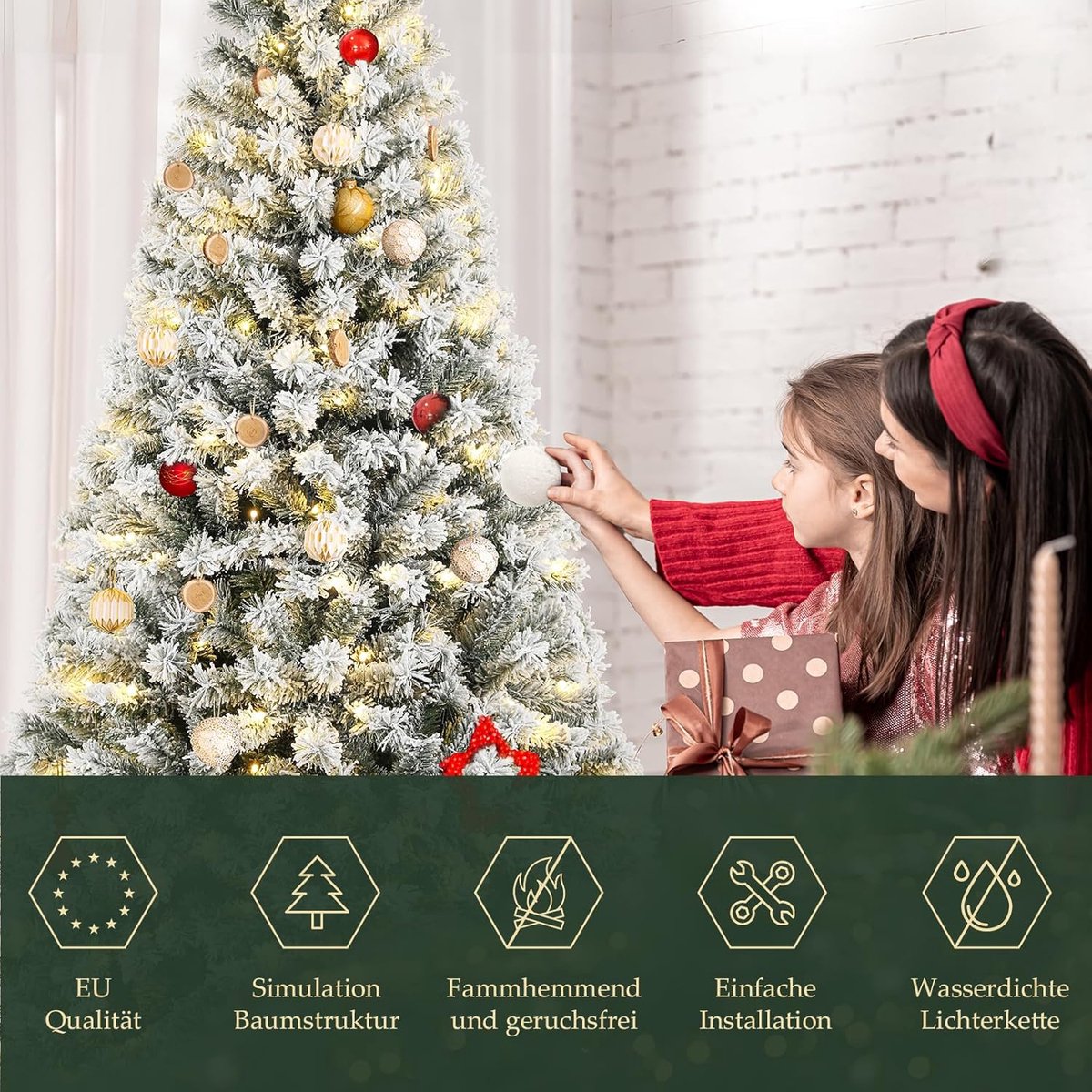 Equivera Kerstboom met Verlichting en Sneeuw
