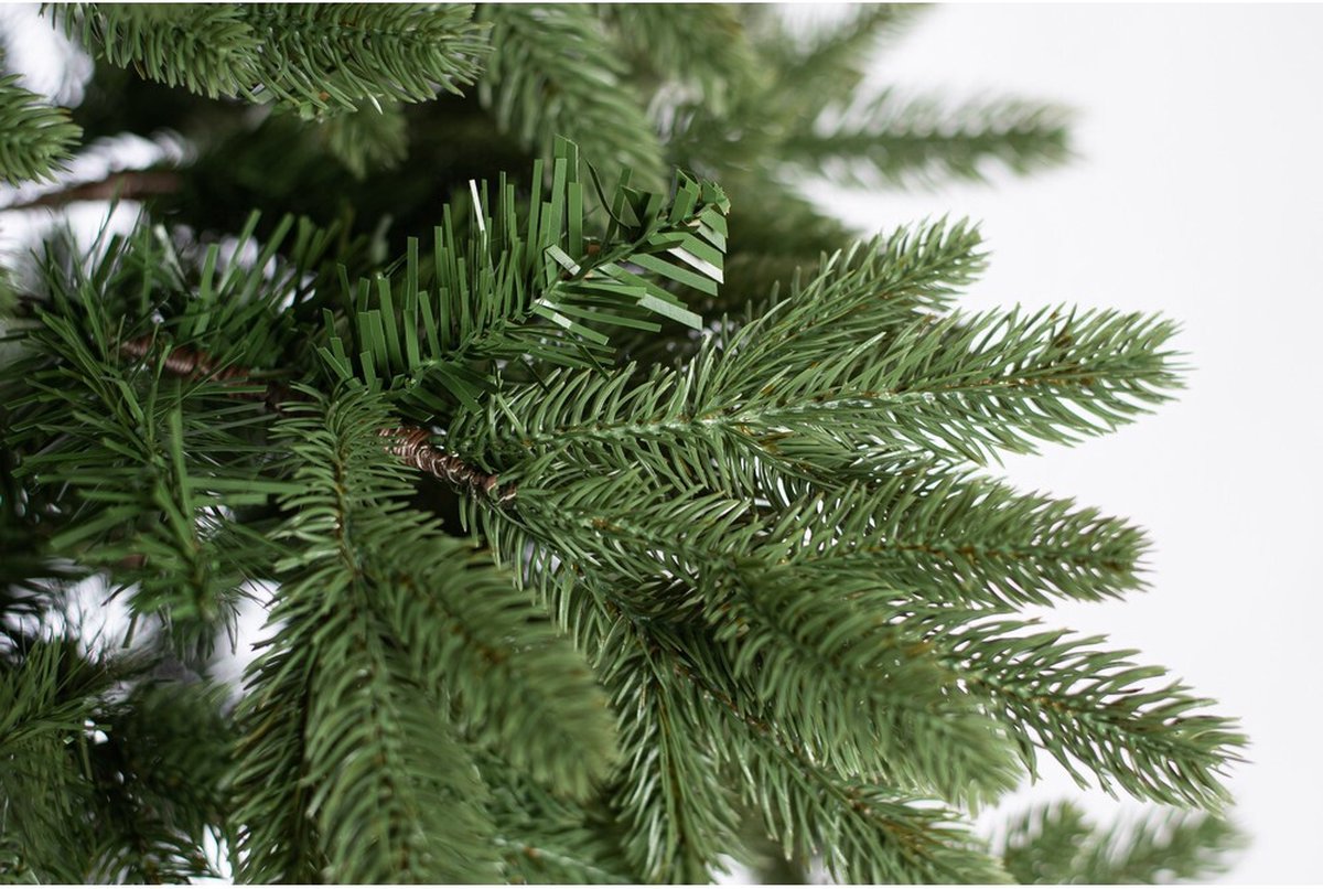 Evergreen kunstkerstboom PGT01680007
