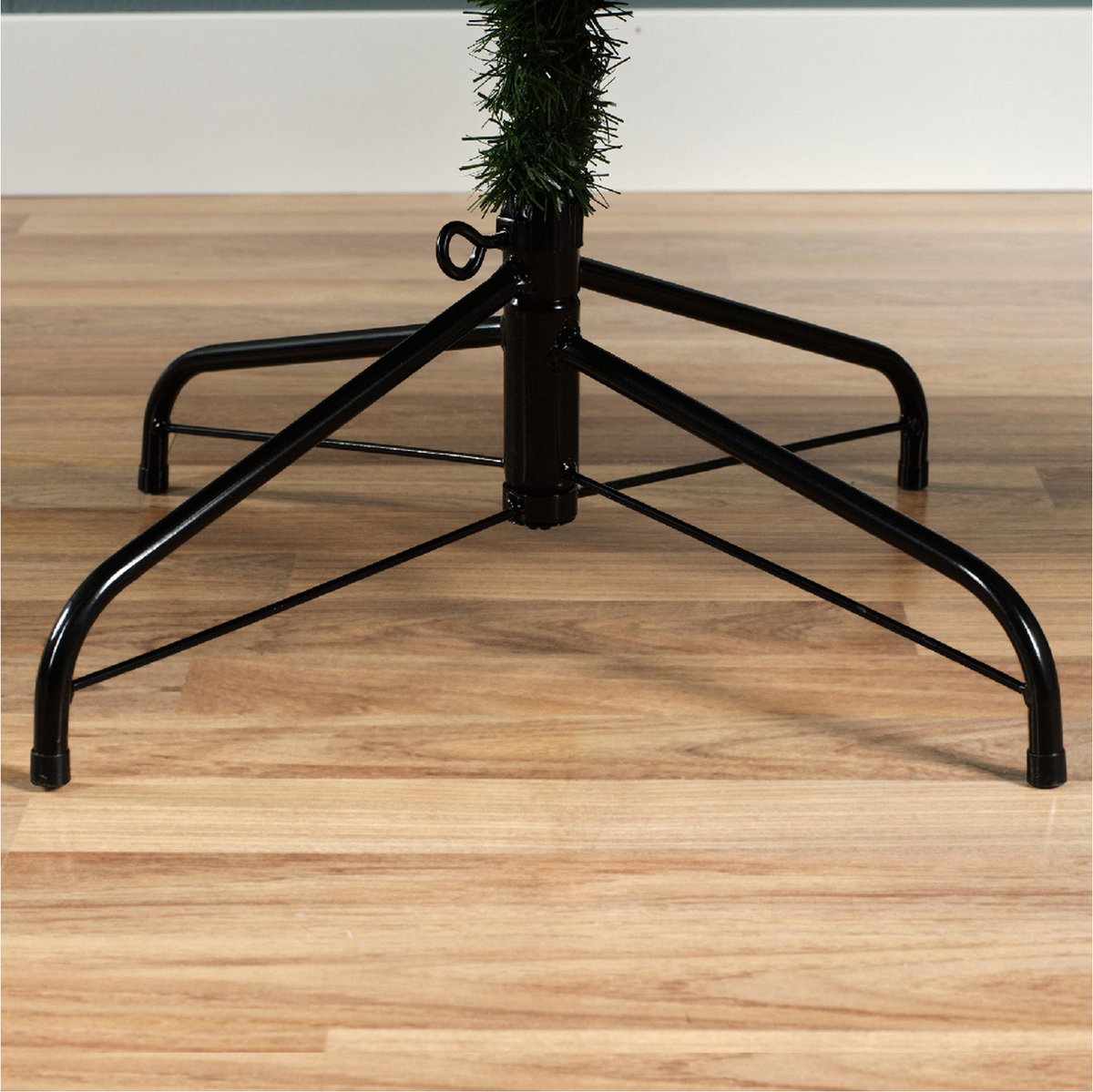 Everlands Kunstkerstboom Monarch 210 cm Groen