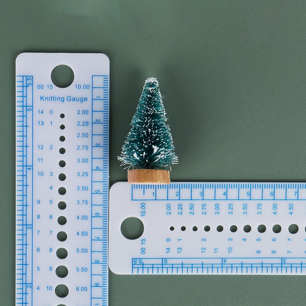 Flessenborstel kerstboom 12 pack mini kerstbomen