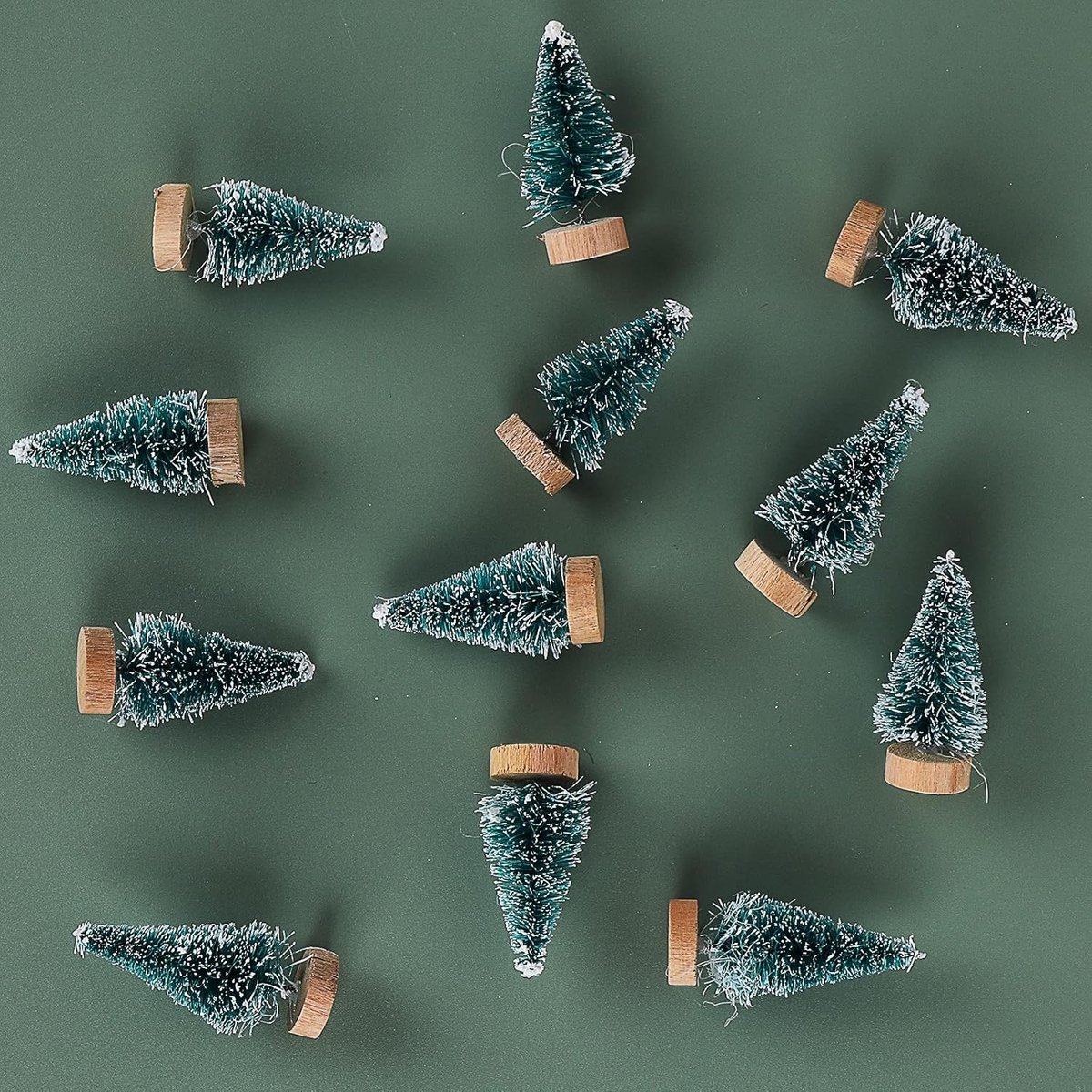 Flessenborstel kerstboom 12 pack mini kerstbomen