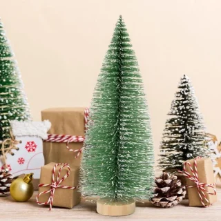 Geen merk Mini kunstkerstboom set van 30 met houten sokkel - groen/zilver