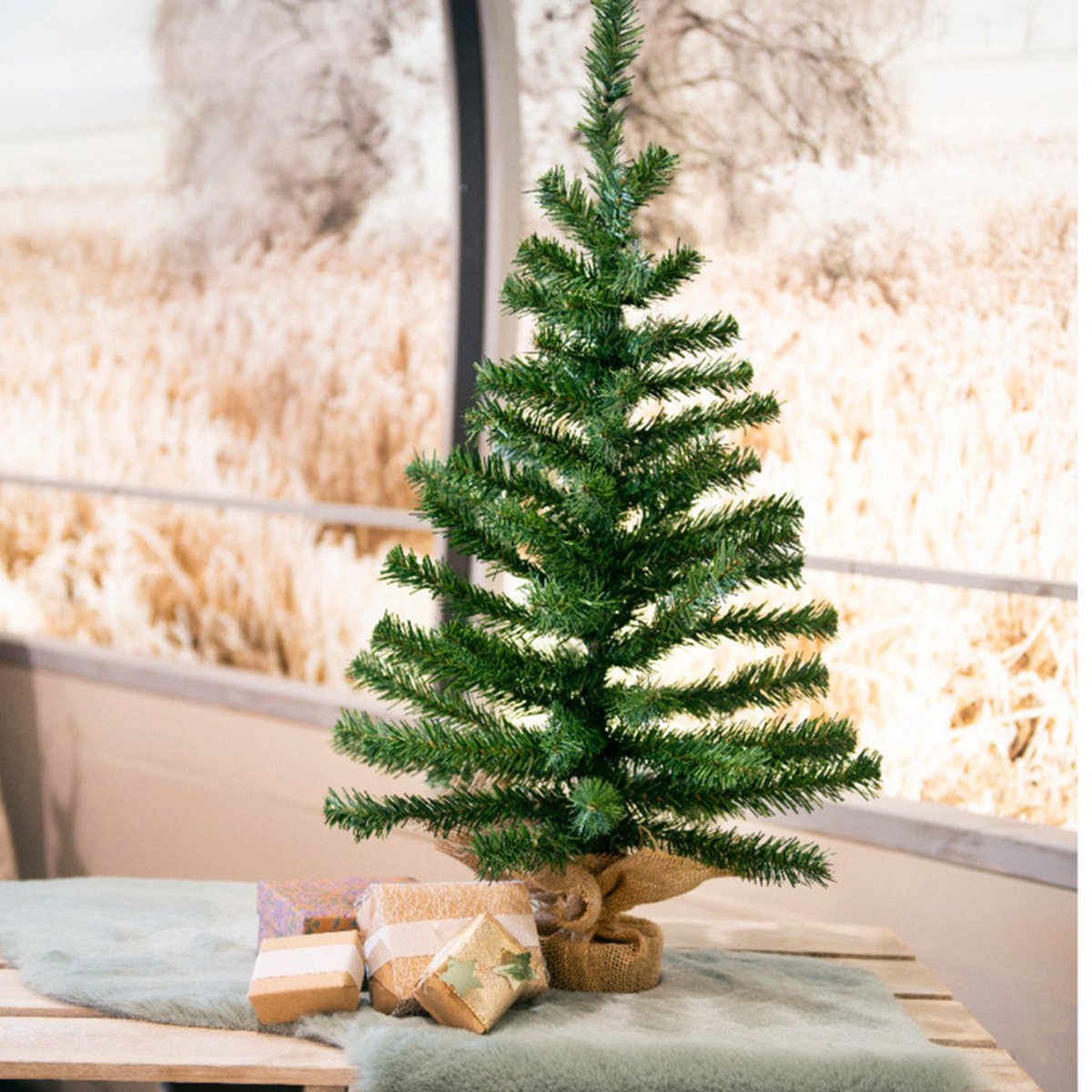Groene kunstkerstboom 90 cm met jute zak