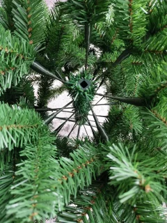 Groene kunstkerstboom