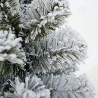 Groene Kunstkerstboom