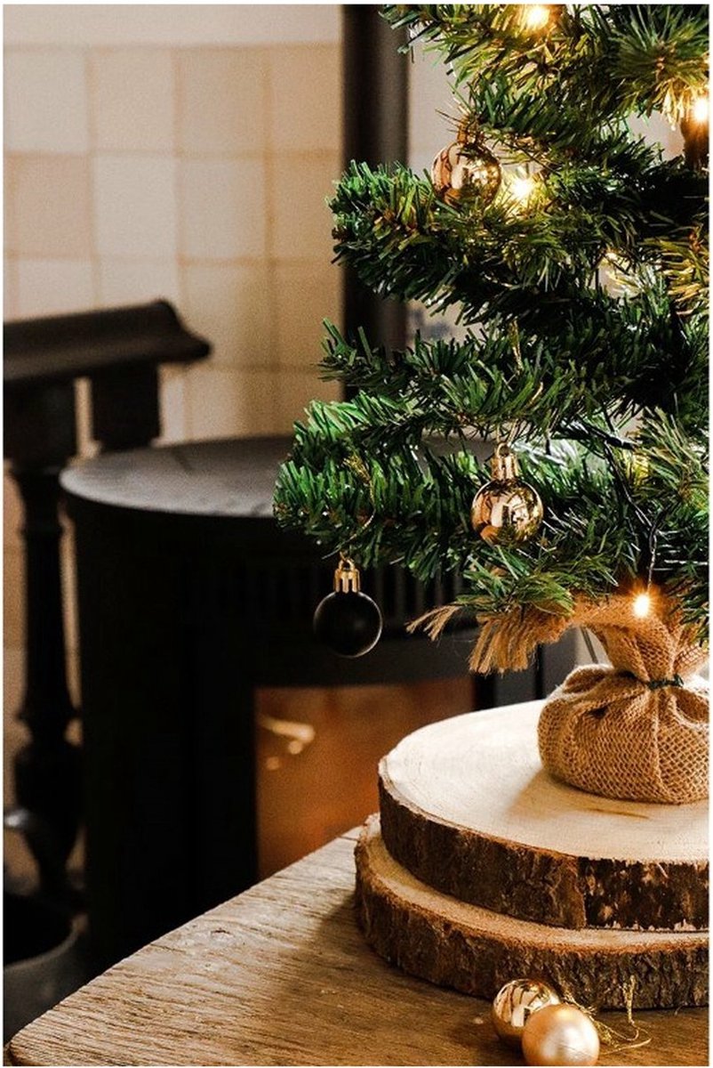 Kerstboom 52x36 cm met verlichting en kerstballen