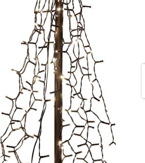 Wat vinden we goed aan de Kerstboom XL 250 cm Kunstkerstboom