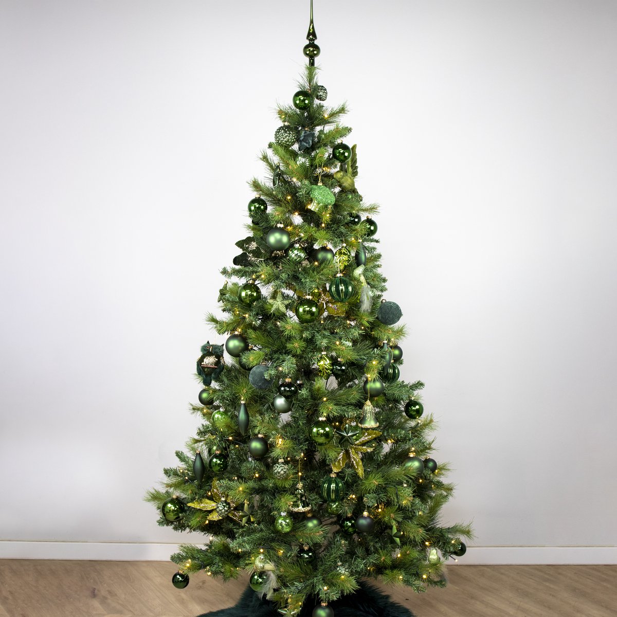 King Tree Kunstkerstboom Verlicht Ø130 cm - 210 cm