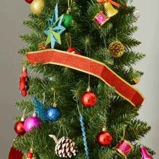 Kunstkerstboom 210 cm - Ø 60 cm