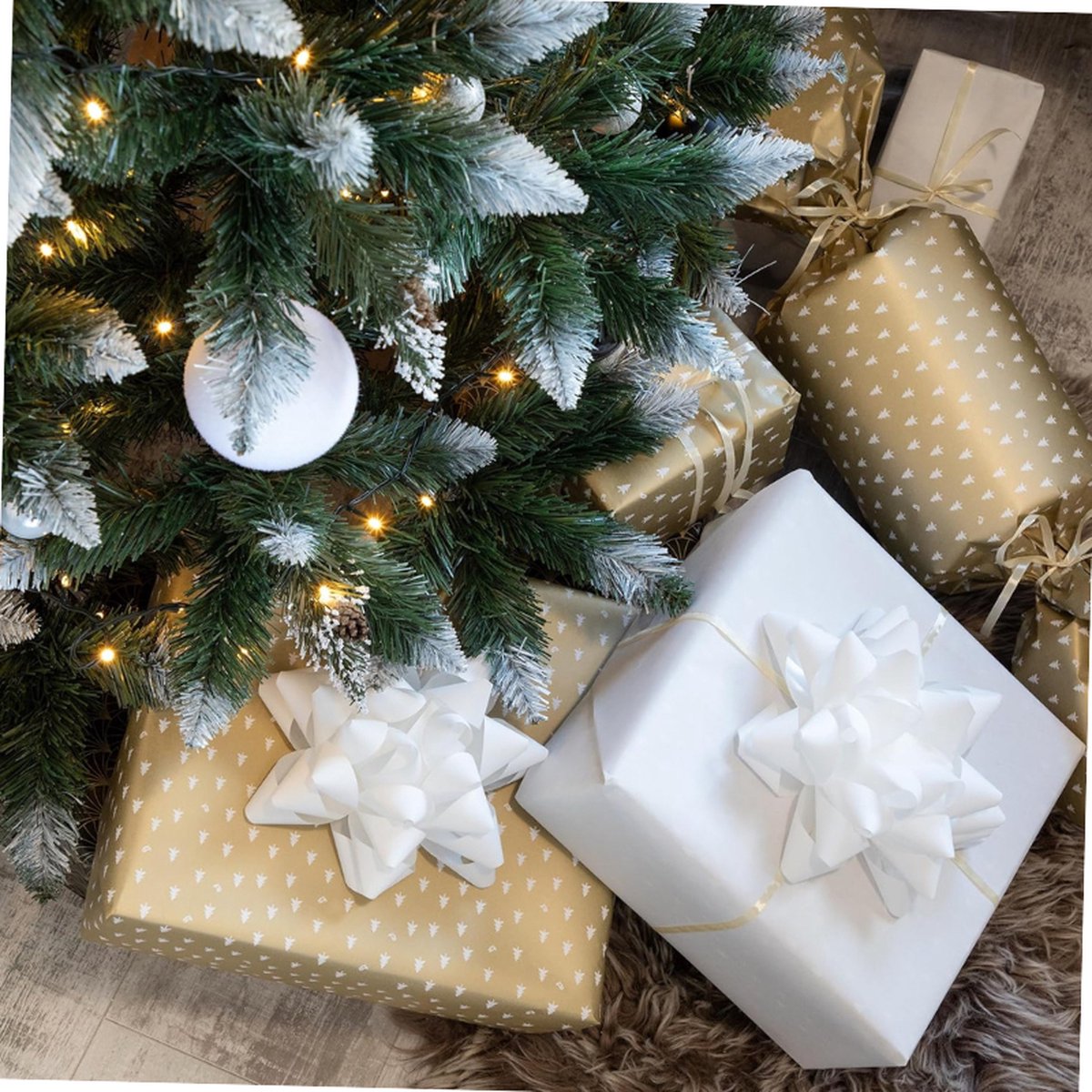 Kunstkerstboom Dennenboom 150 cm Met Houten Stand Made in EU