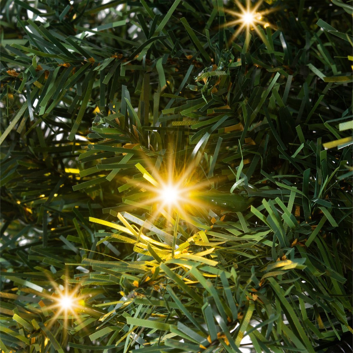 Kunstkerstboom LED 210 cm met voet