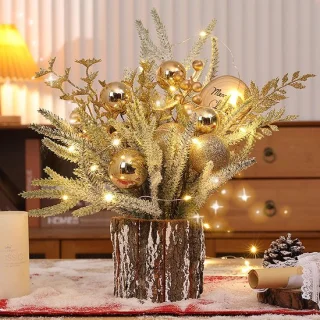 Kunstkerstboom met lichten