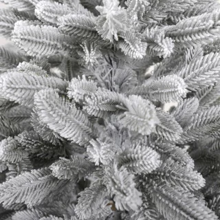 Kunstkerstboom Scandinavische Spar PE 140 cm in Pot
