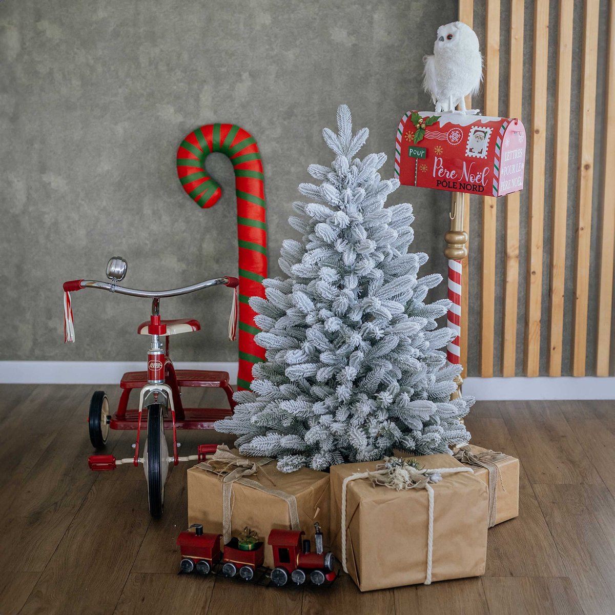 Kunstkerstboom Scandinavische Spar PE 140 cm in Pot