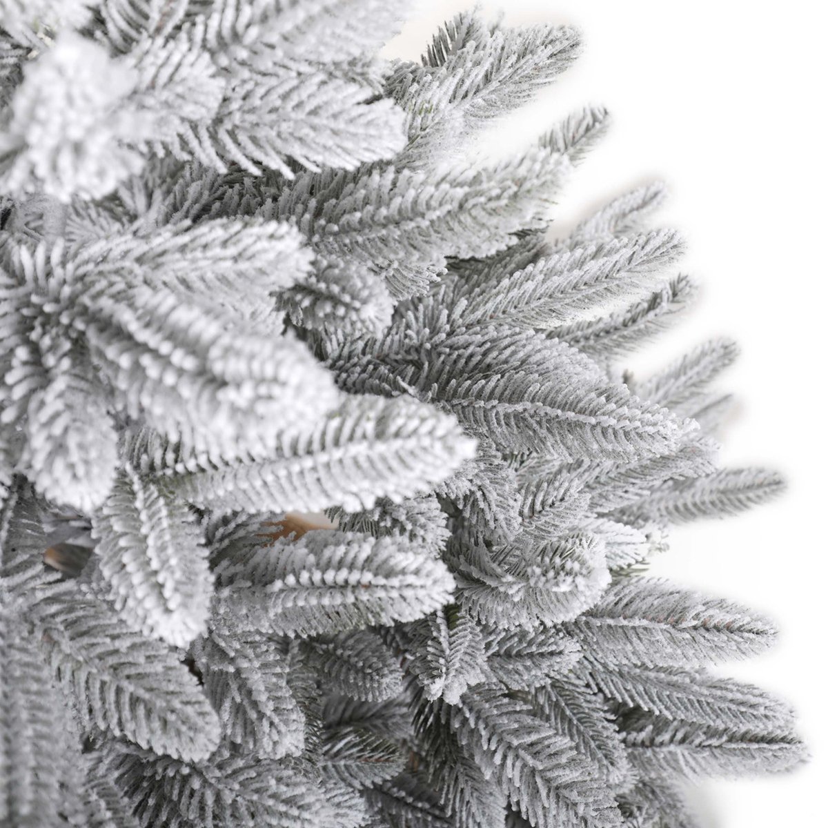 Kunstkerstboom Scandinavische Spar PE 140 cm in Pot