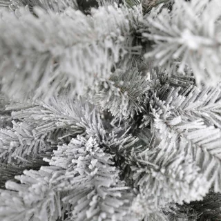 Kunstkerstboom Slanke Besneeuwde Spar PVC 150 cm