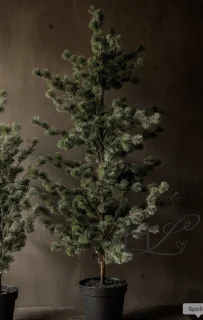 Larix Boom Kunstmatige Dennenboom 150 cm met zwarte pot