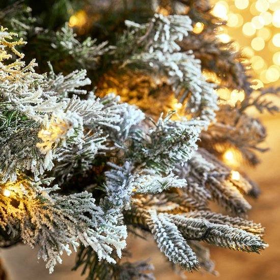 LOBERON Kerstboom Cadelise groen/wit